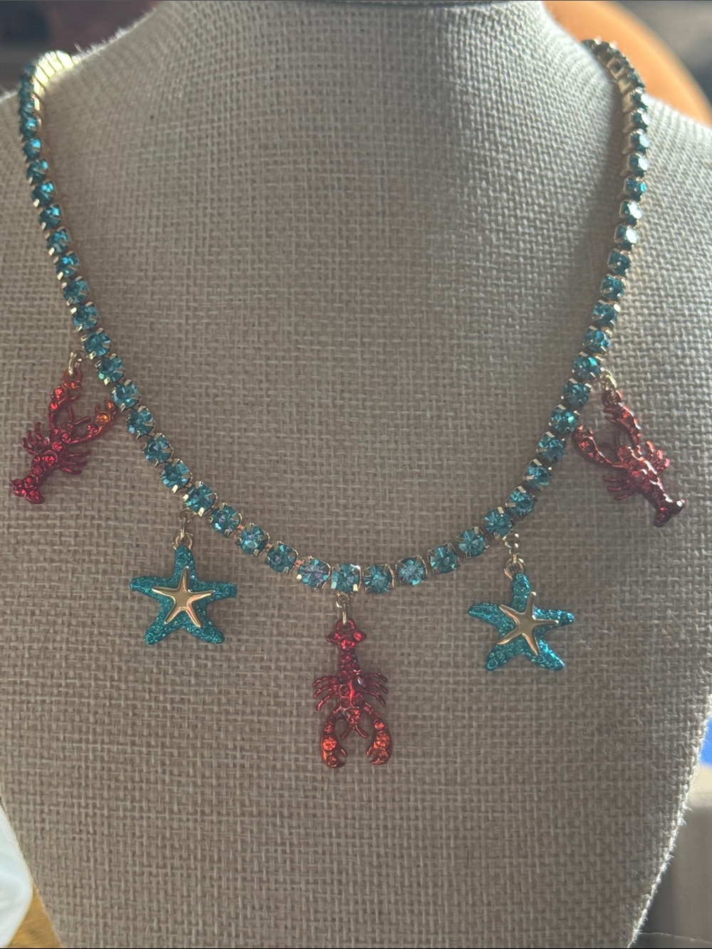 Betsey Johnson Crystal Lobster & Starfish Charm Necklace - Brand - Picture 5 of 6